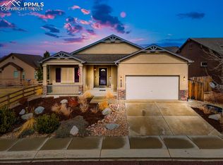 7175 Mustang Rim Dr, Colorado Springs, CO 80923