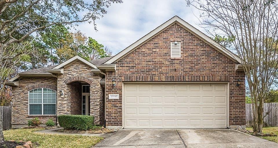1st image of 12547 Saratoga Woods Ln