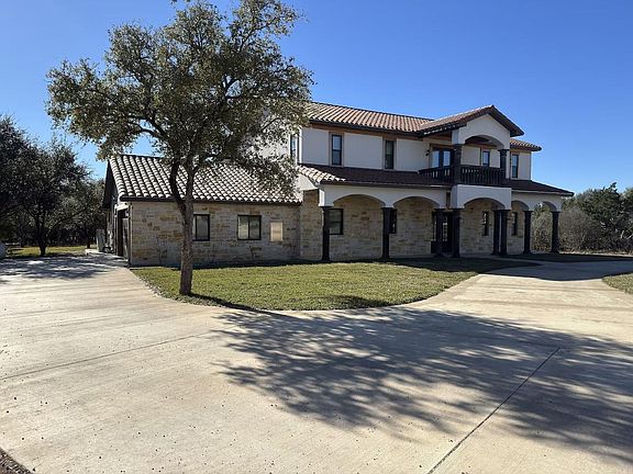 5th image of 1747 Mountain Valley Dr