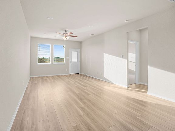 3rd image of 1102 Stone Valley Rd #B