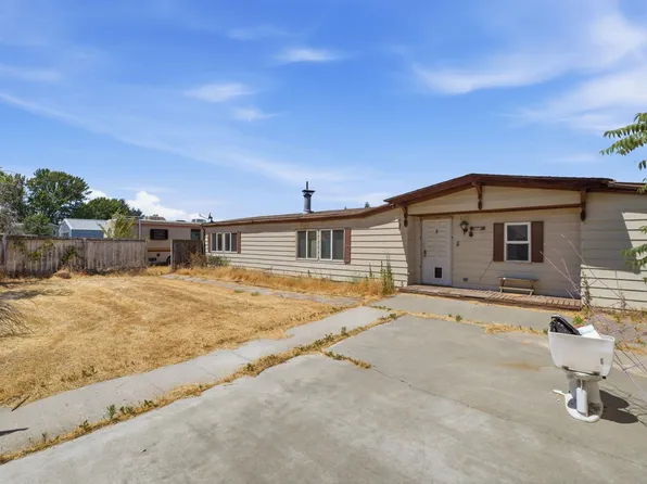 273 Harbor Blvd, Burbank, WA 99323