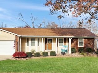 10 Spring Way Dr, Saint Peters, MO 63376