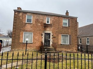 10549 S Prairie Ave, Chicago, IL 60628