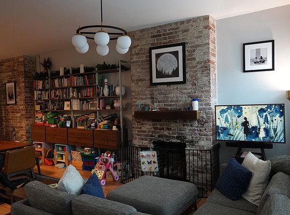 2nd image of 610 Sampsonia Way