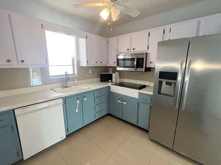 2200 Diana Dr #417 — Photo 3