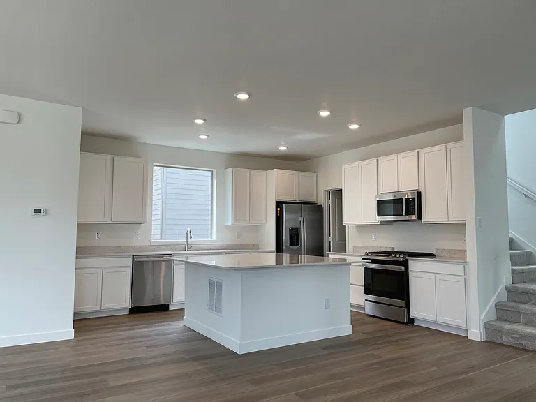 15631 W Girard Ave — Photo 9