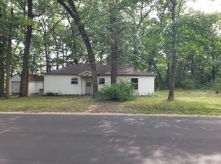 2881 W Long Lake Rd, Orleans, MI 48865