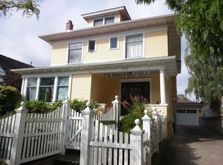 2733 32nd Ave S, Seattle, WA 98144