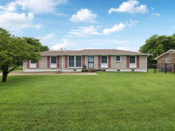 173 Chippendale Dr, Hendersonville, TN 37075