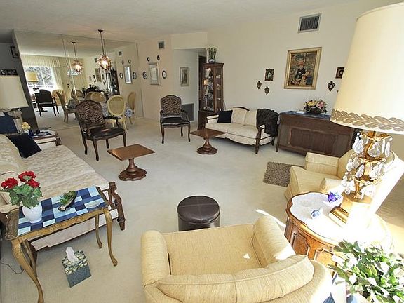 3rd image of 2380 World Parkway Blvd APT 26