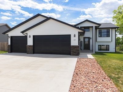 657 Rachel Ln, Box Elder, SD, 57719