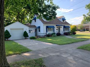 829 Newton St, Lansing, MI 48912