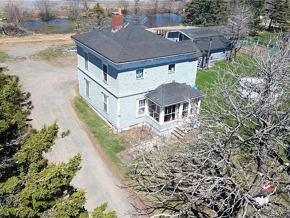 3rd image of 9 Harvey Ln