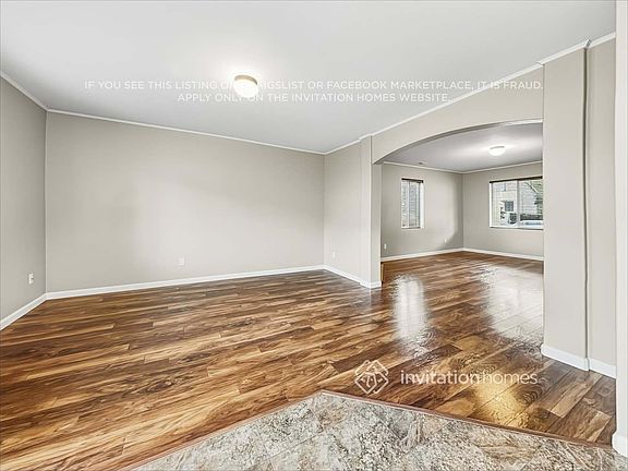 5th image of 1319 Daffodil Ave NE