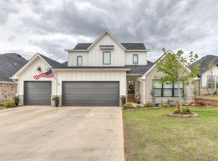 2300 El Cajon St, Edmond, OK 73034