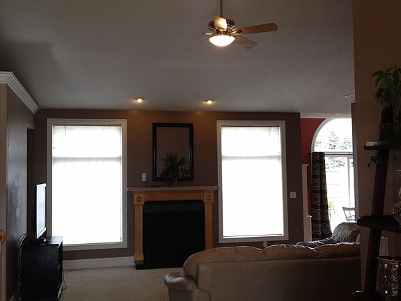 3rd image of 4156 Rock Crest Ave