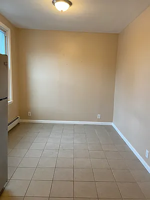 Rented by Argy Realty Inc | media 28