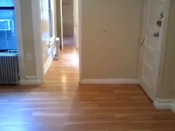 3rd image of 3211 48th St APT 3R