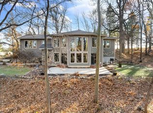 72203 Wineglass Rd, Albert Lea, MN 56007
