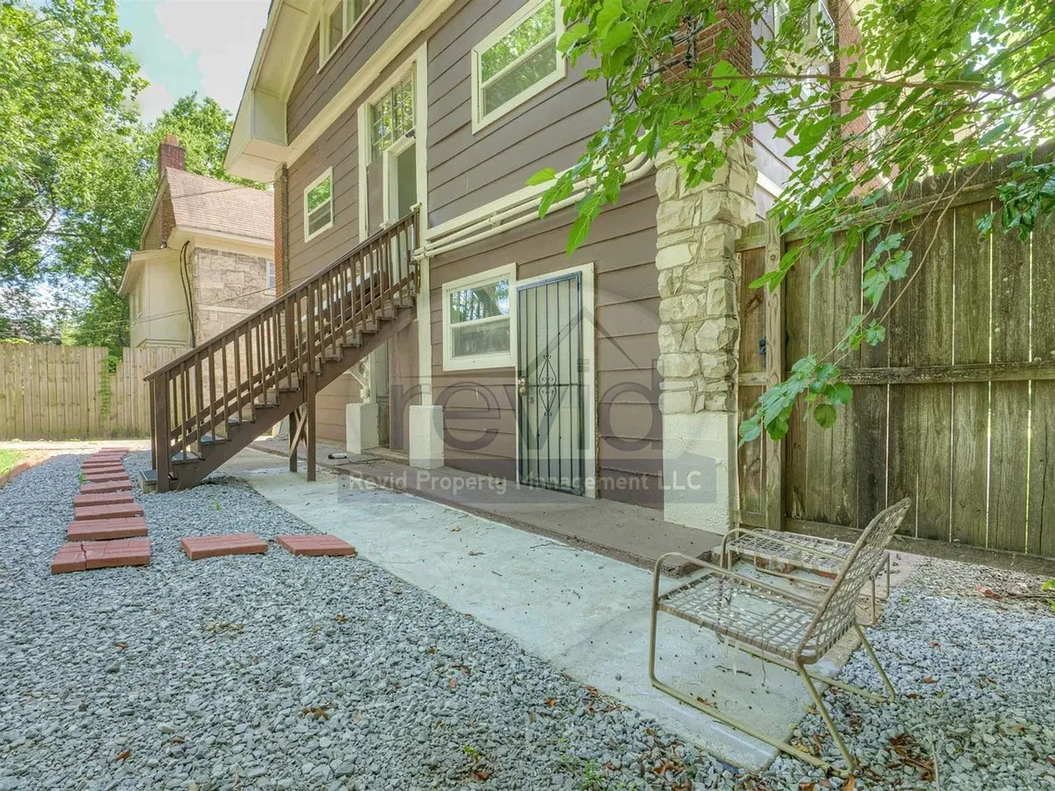 Rowland 806 — Photo 4