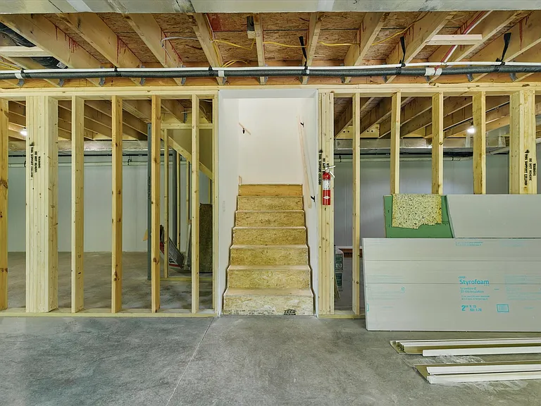 542 Partridge Farm Rd — Photo 45