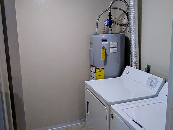 5th image of 375 Bellevue Way SE APT 3