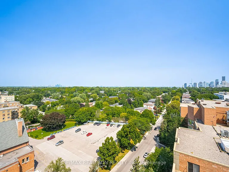 2525 Bathurst St #1009 — Photo 23