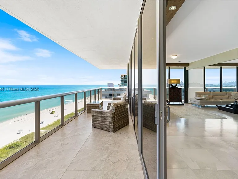 5875 Collins Ave #1902 — Photo 41