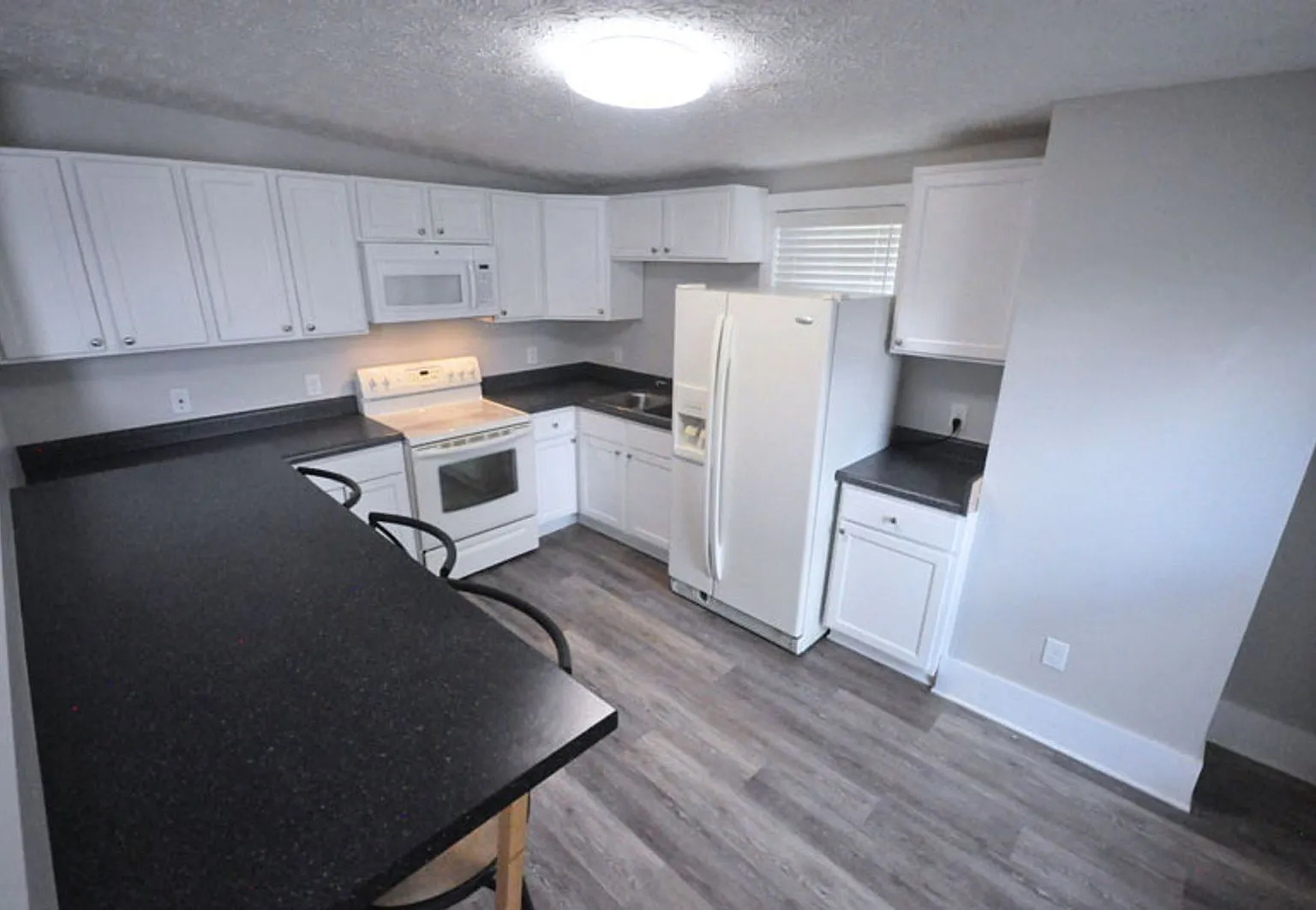 4 bed, 2.0 bath, $2,675 — Photo 4