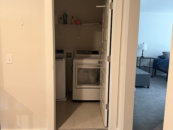 5th image of 2036 Township Dr