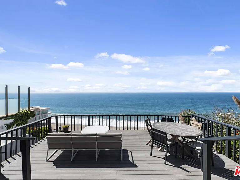 31648 Broad Beach Rd — Photo 8