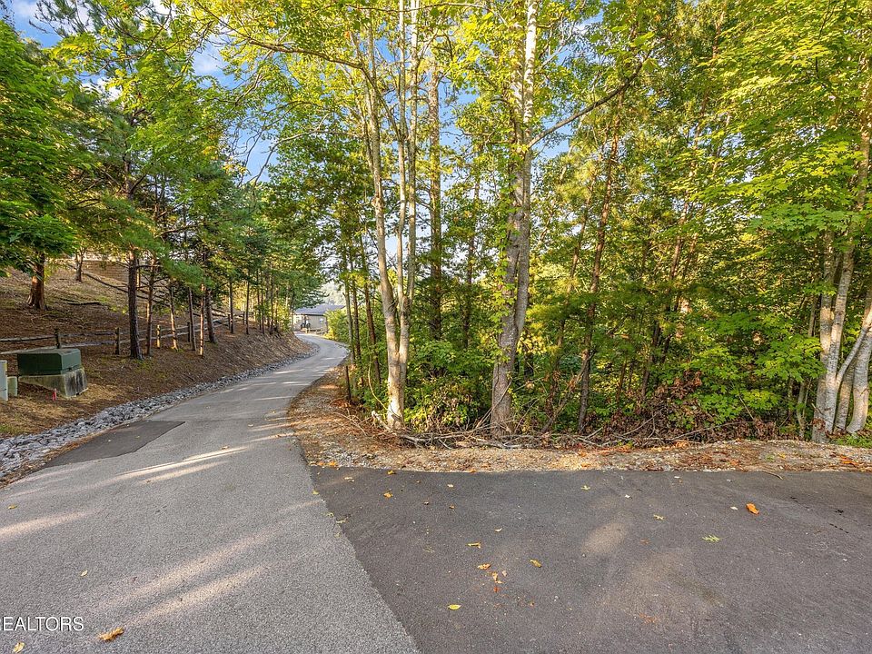 1st image of 0 E Mountain View Way Lot 17