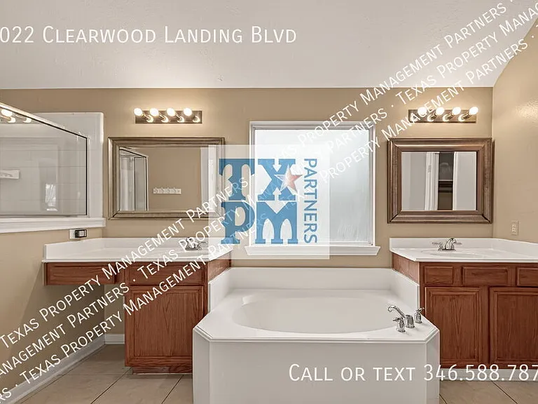 9022 Clearwood Landing Blvd — Photo 26