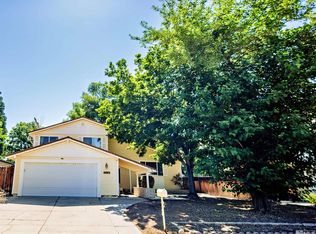 3900 Wagoneer Dr, Reno, NV 89502