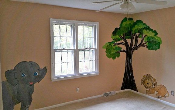 4th image of 160 Millrace Cir