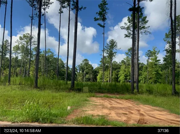 5606 Oak Borough Ln, Albany, GA 31721