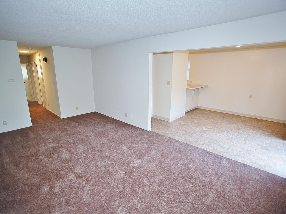 1st image of 3233 Somerset Ave #B