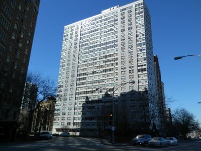 3900 N Lake Shore Dr APT 13F, Chicago, IL, 60613