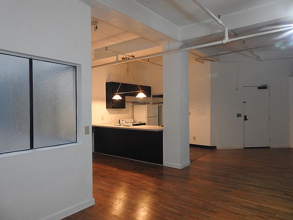 3rd image of 635 C St APT 407