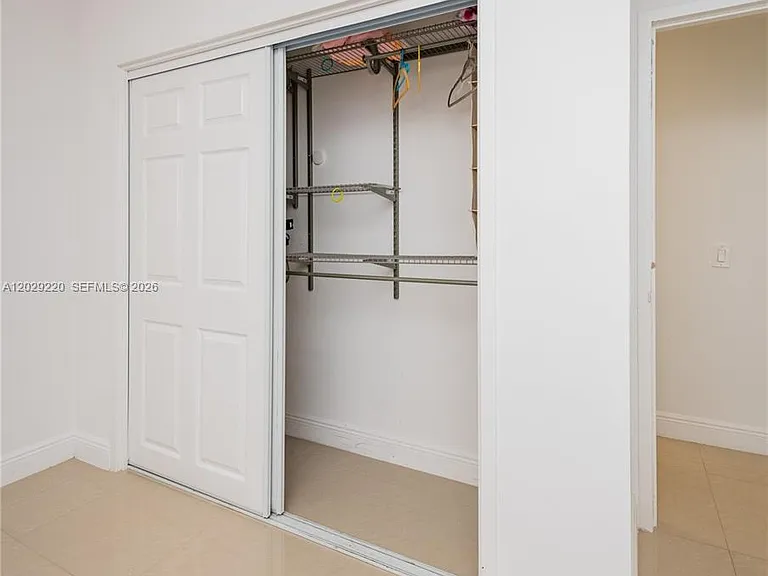 3505 S Ocean Dr #221 — Photo 32