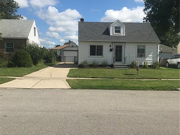 2nd image of 237 Aris Ave