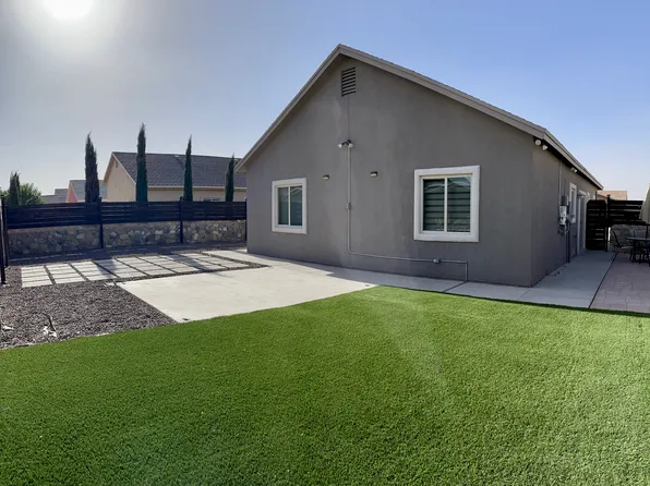 1042 Chris Forbes, Socorro, TX 79927