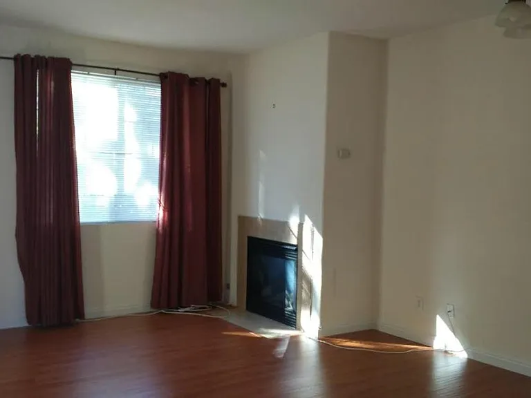 15868 Lasselle St — Photo 9