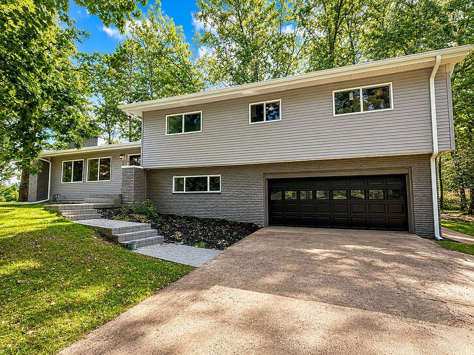 1st image of 3001 N Haven Dr