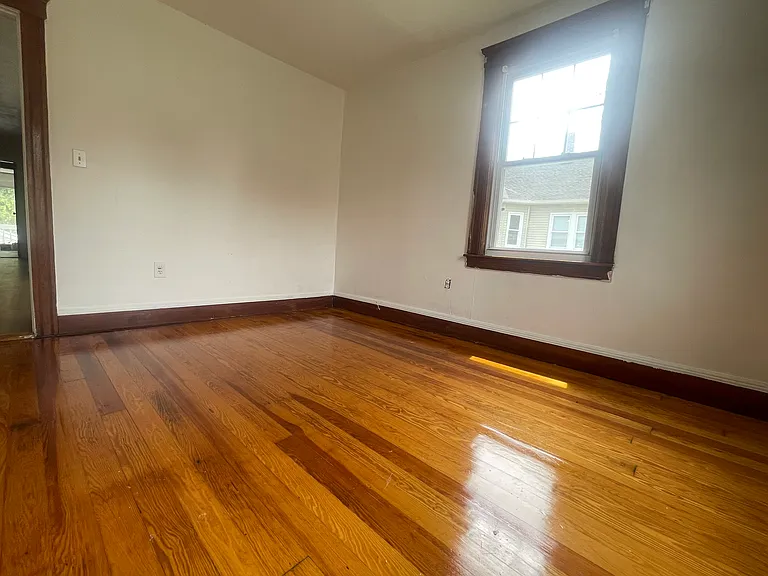 39 Brook St #2 — Photo 17