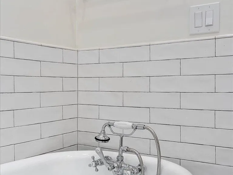 825 N 3rd Ave — Photo 21
