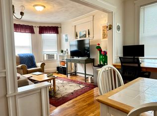 229 Summer St #3L, Somerville, MA 02143