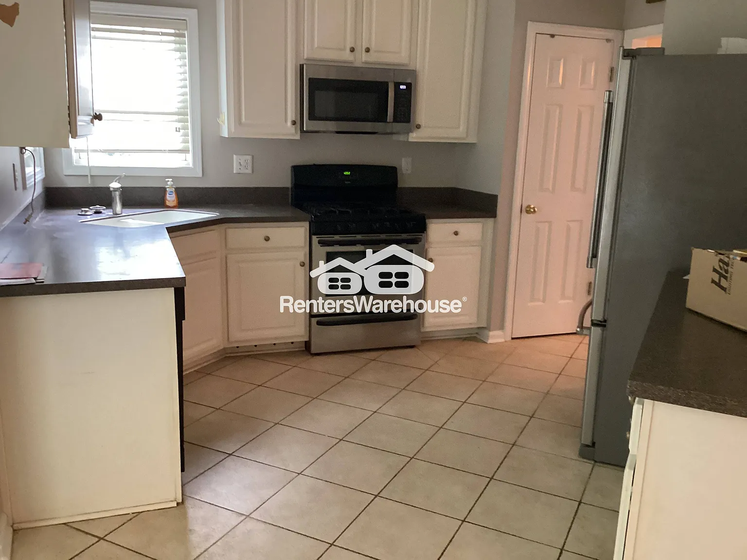 4 bedroom in Decatur — Photo 2
