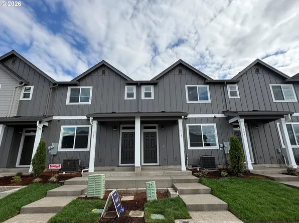 520 E Traverse Rd, Woodburn, OR 97071