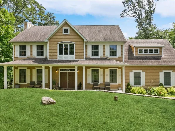 18 Cat Rocks Drive, Bedford, NY 10506